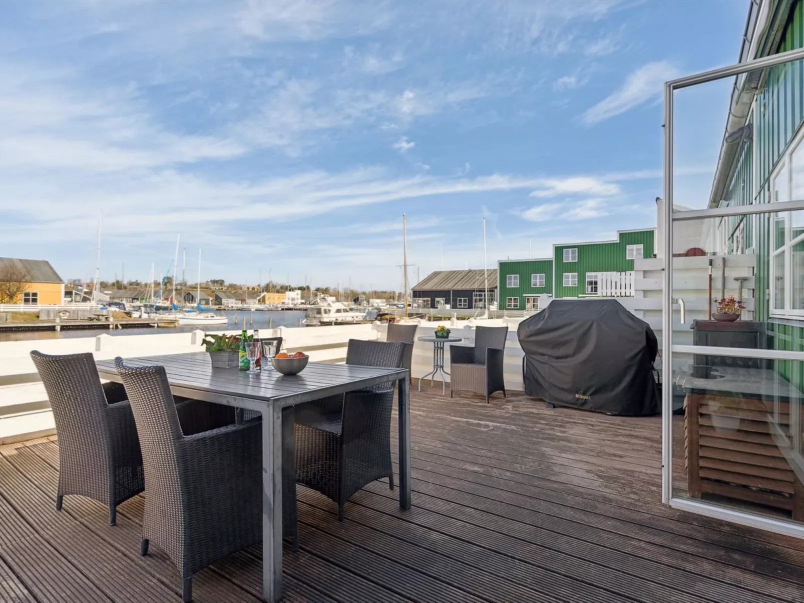 "Alet" - 2m from the sea-Buiten