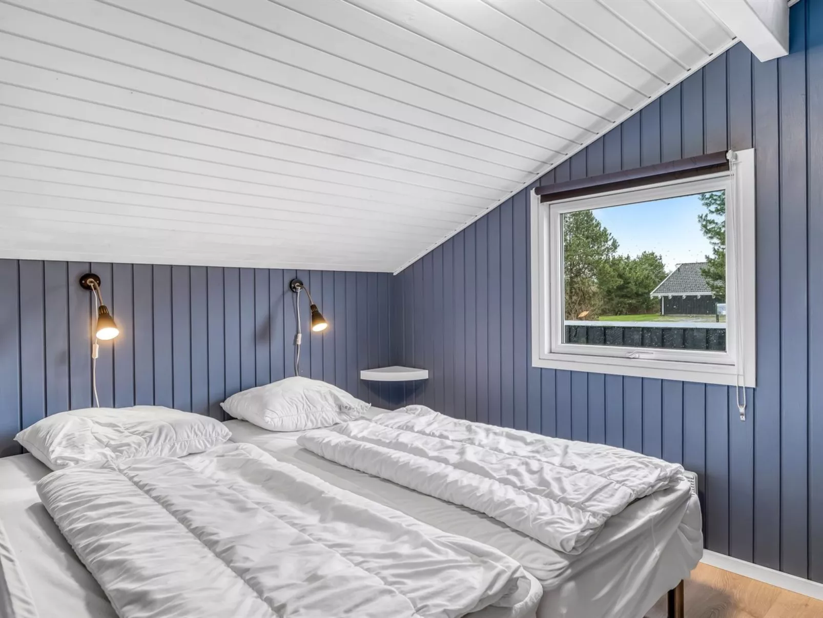 "Blondine" - 940m from the sea-Binnen