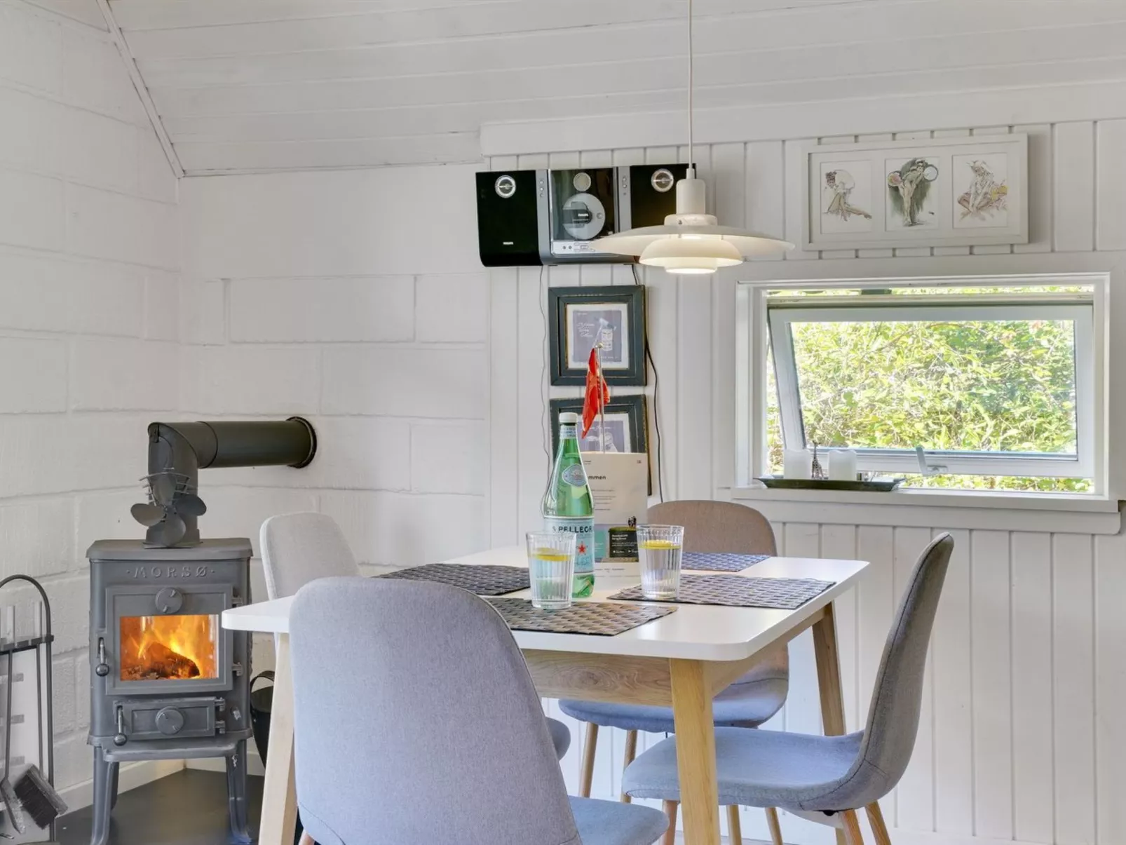 "Amelia" - 250m to the fjord-Binnen