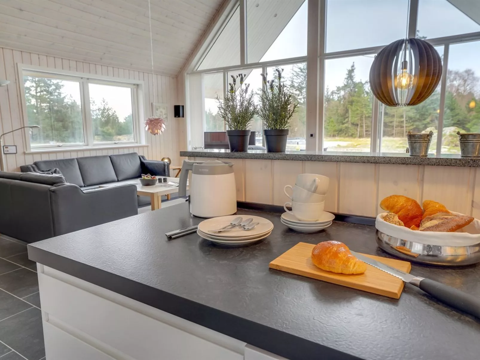 "Lima" - 3.5km from the sea-Binnen