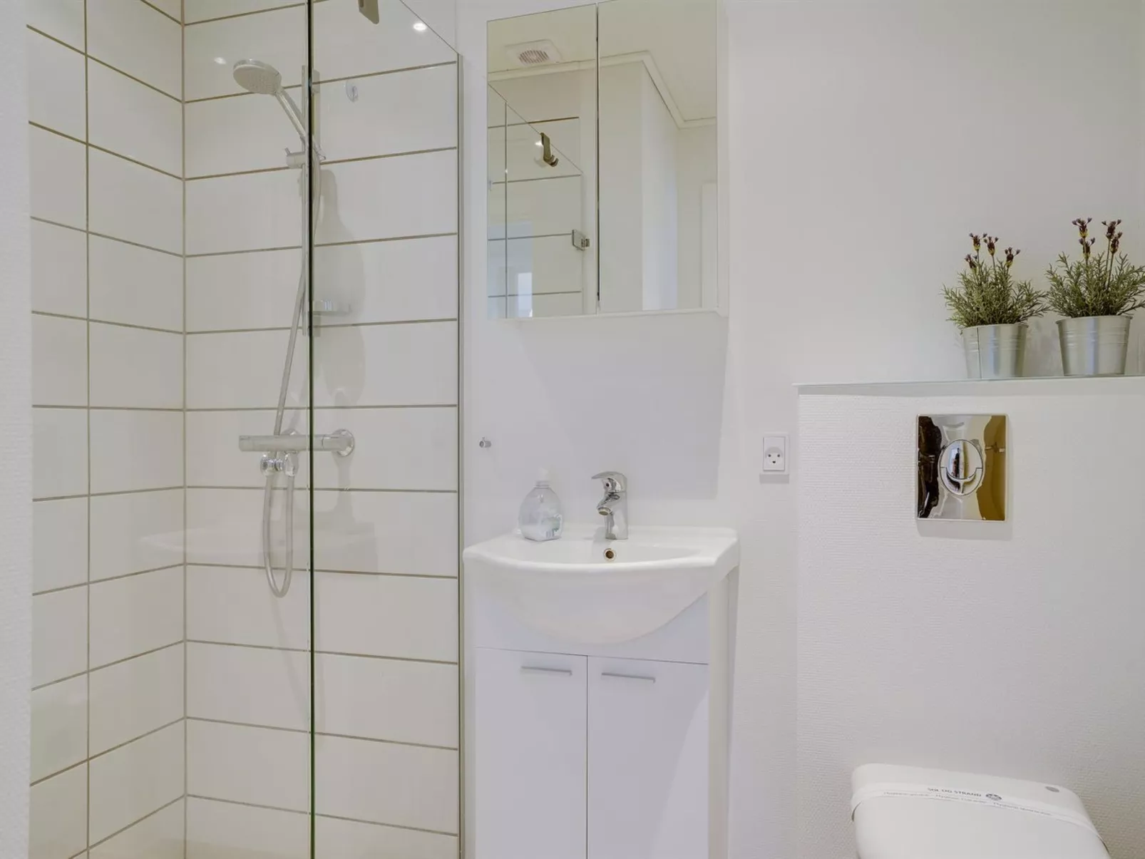 "Annina" - 500m from the sea-Binnen