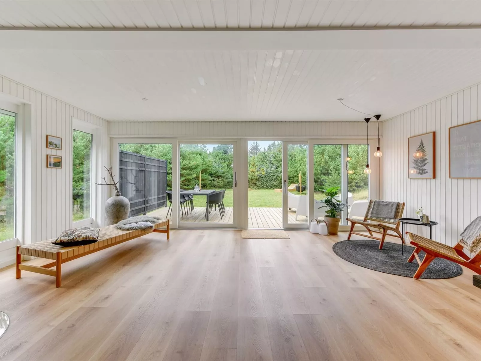 "Doreen" -  from the sea-Binnen