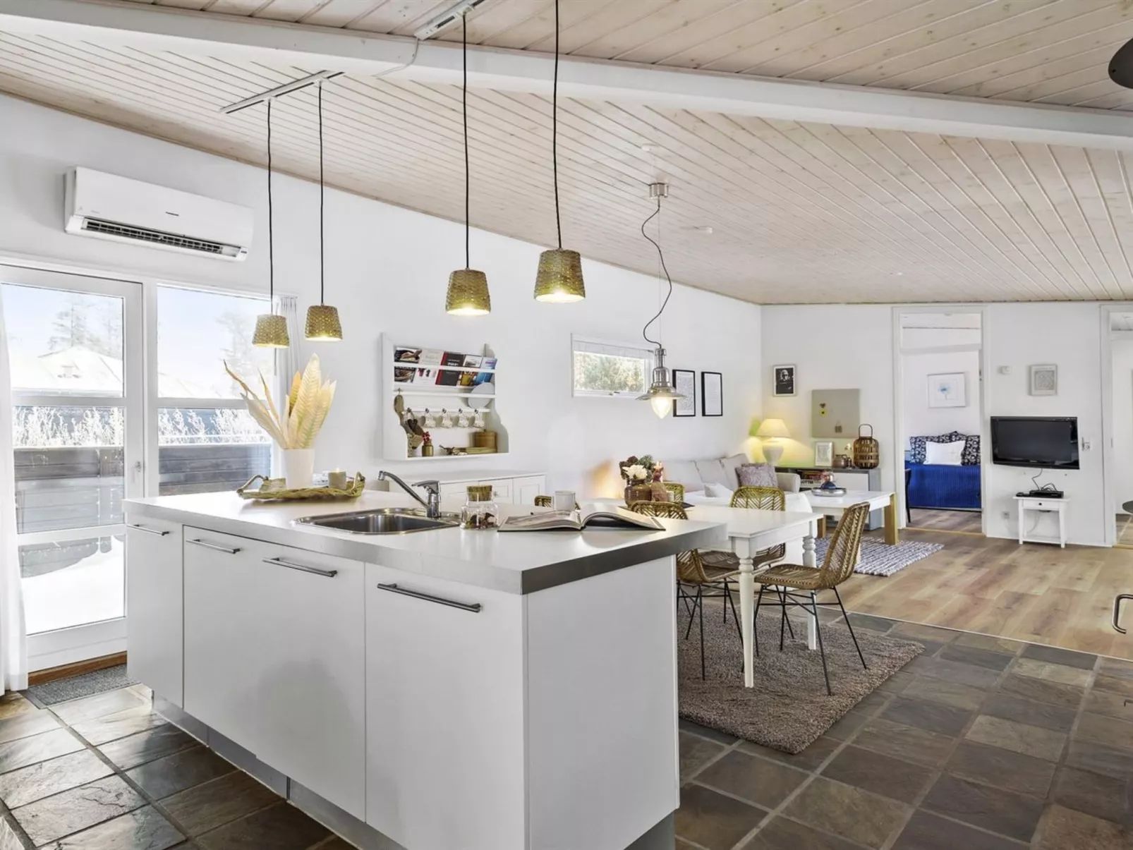 "Nele" - 400m from the sea-Binnen