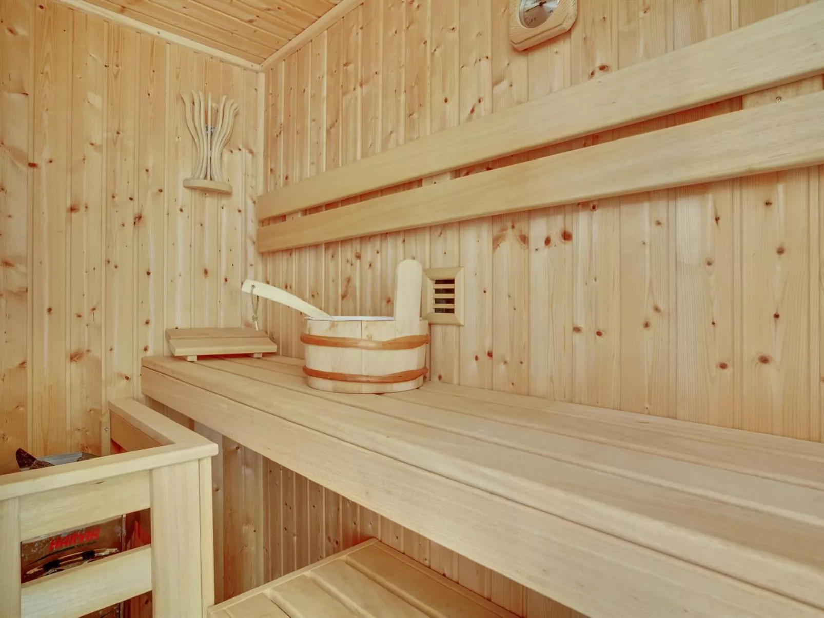 "Adrian" - 200m from the sea-Binnen