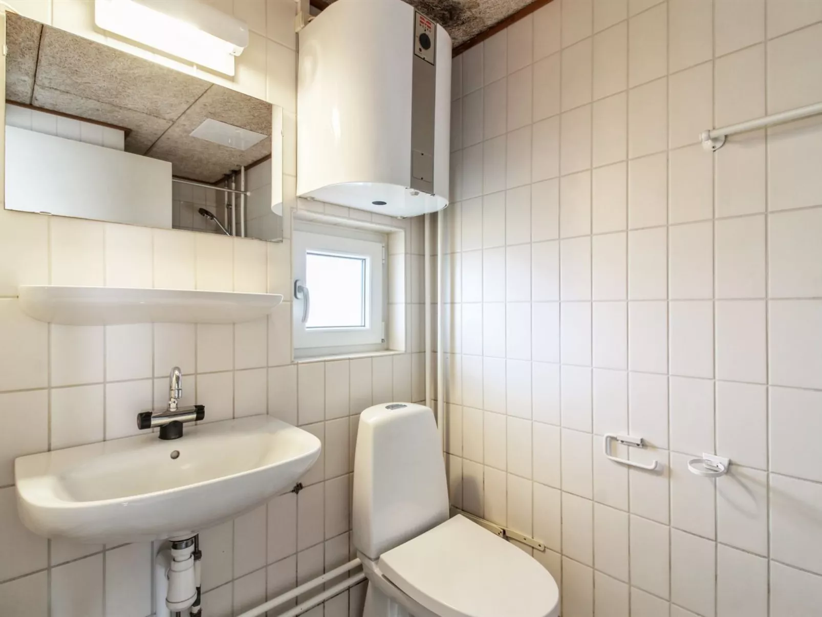 "Helke" - 150m from the sea-Binnen