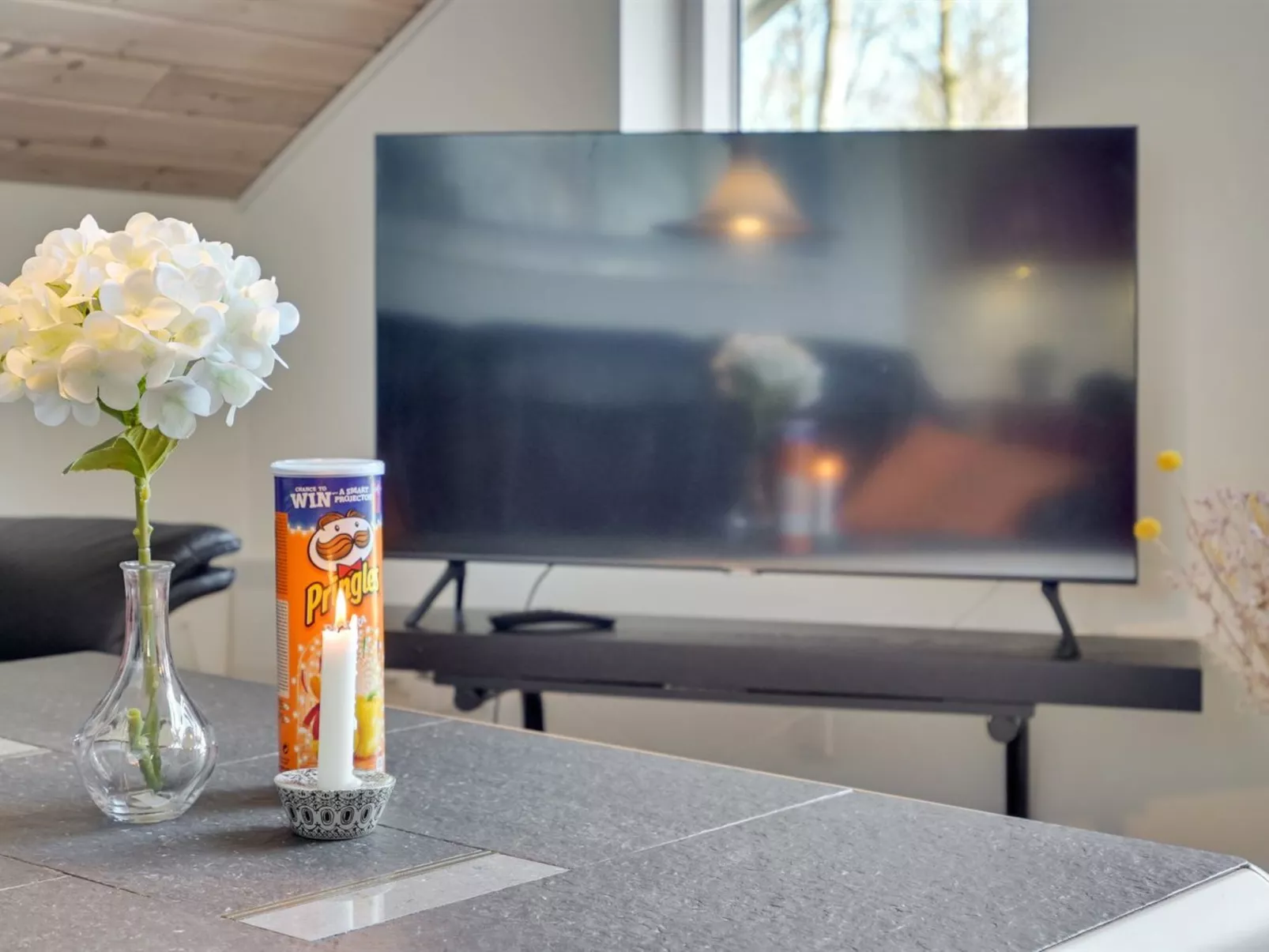 "Tiia" - 29km from the sea-Binnen