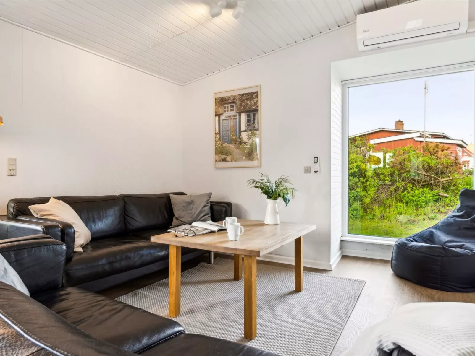 "Kita" - 500m from the sea-Binnen