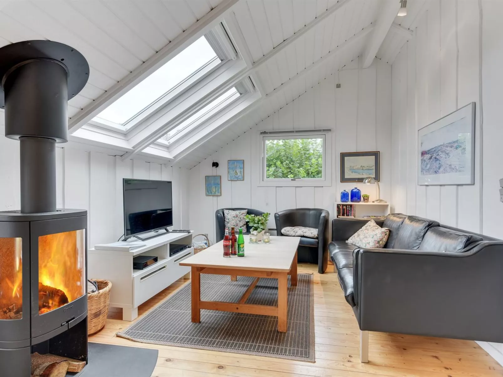 "Sella" - 500m from the sea-Binnen