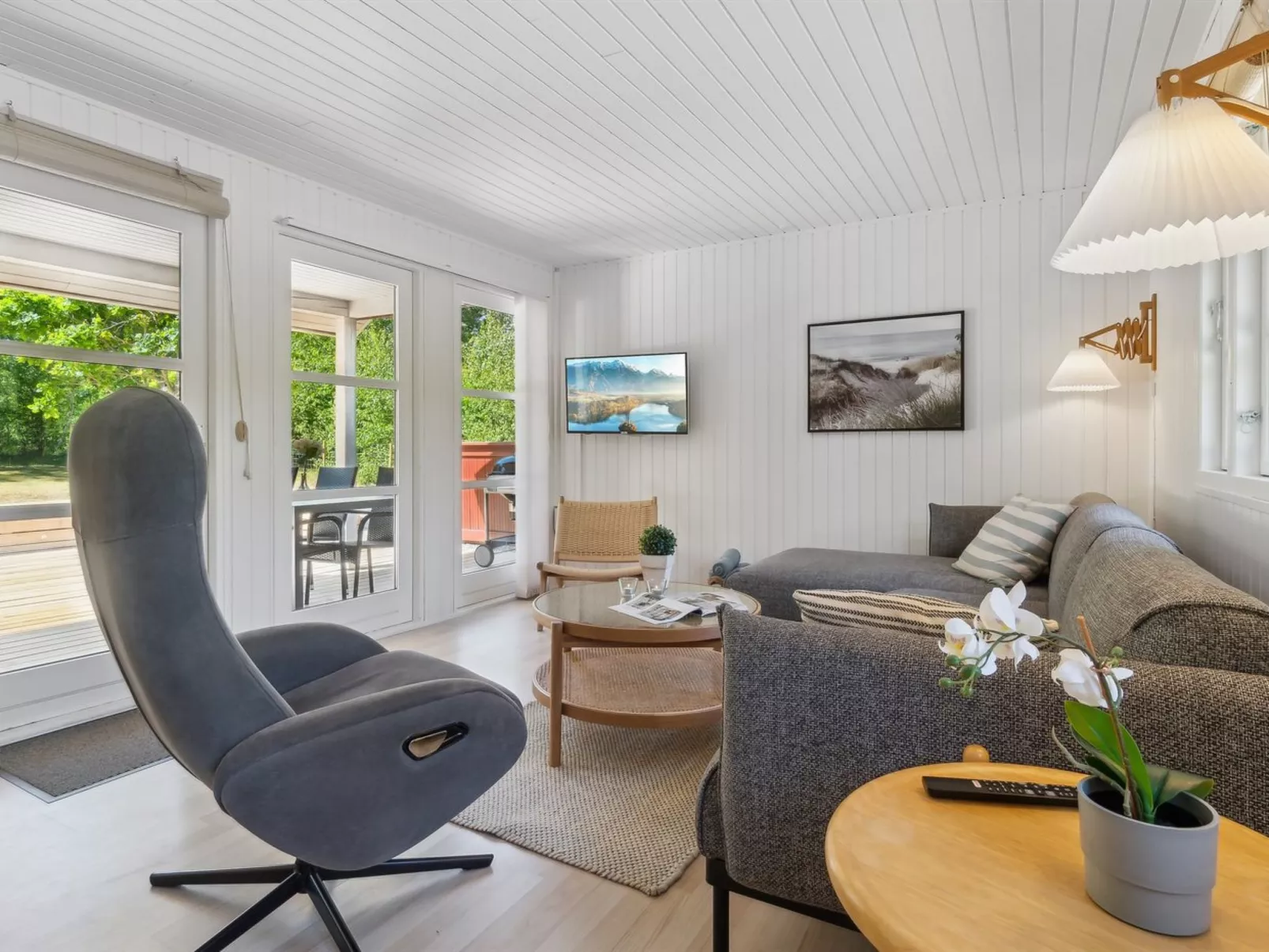 "Malou" - 350m from the sea-Binnen