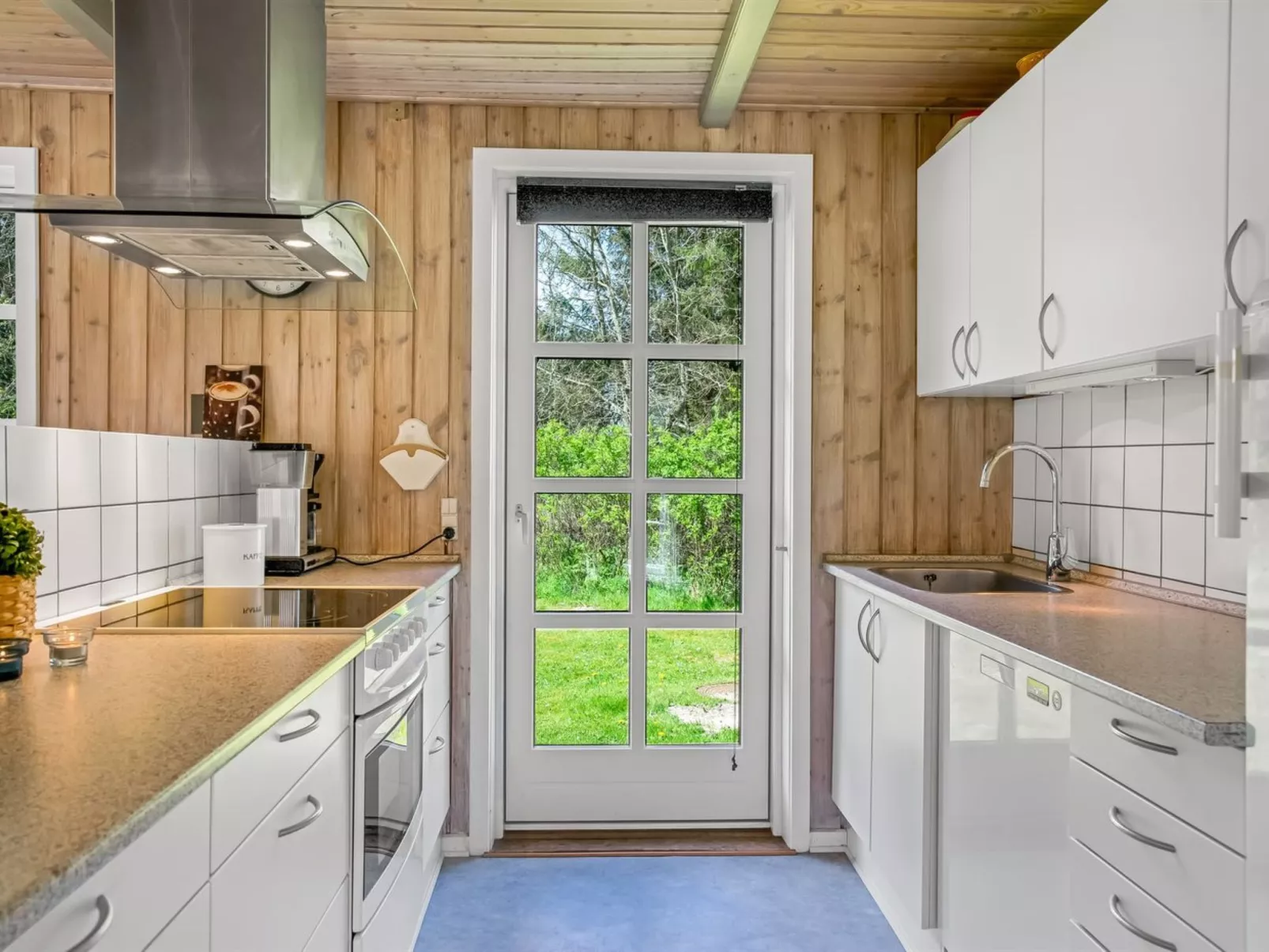 "Nanja" - 759m from the sea-Binnen