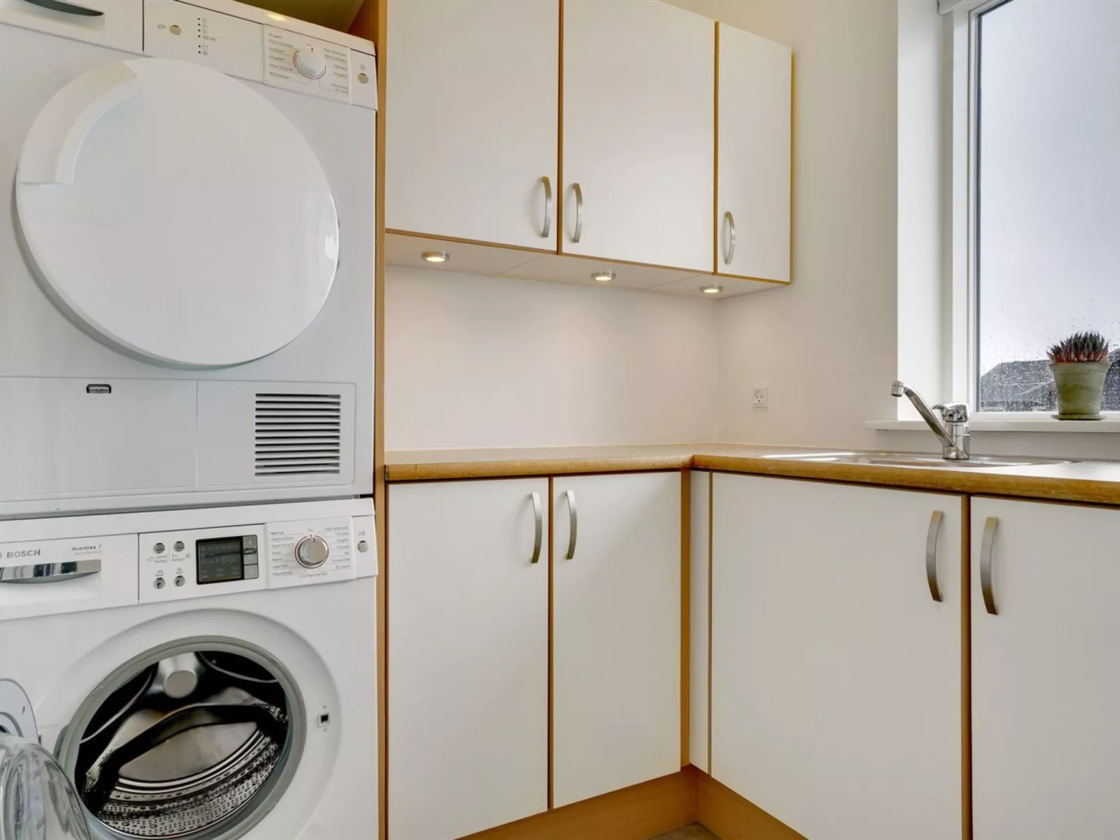 "Swarthofthi" - 1.5km from the sea-Binnen