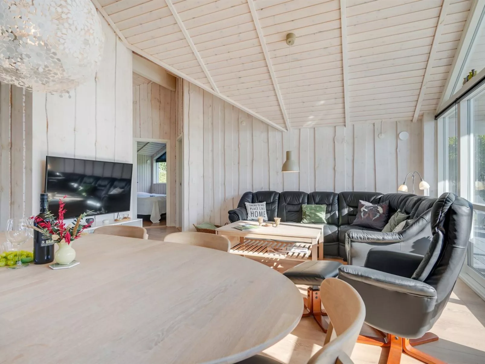 "Hellena" - 90m from the sea-Binnen