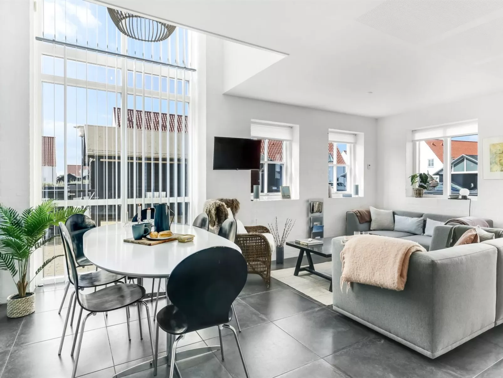 "Hilma" - 600m from the sea-Binnen