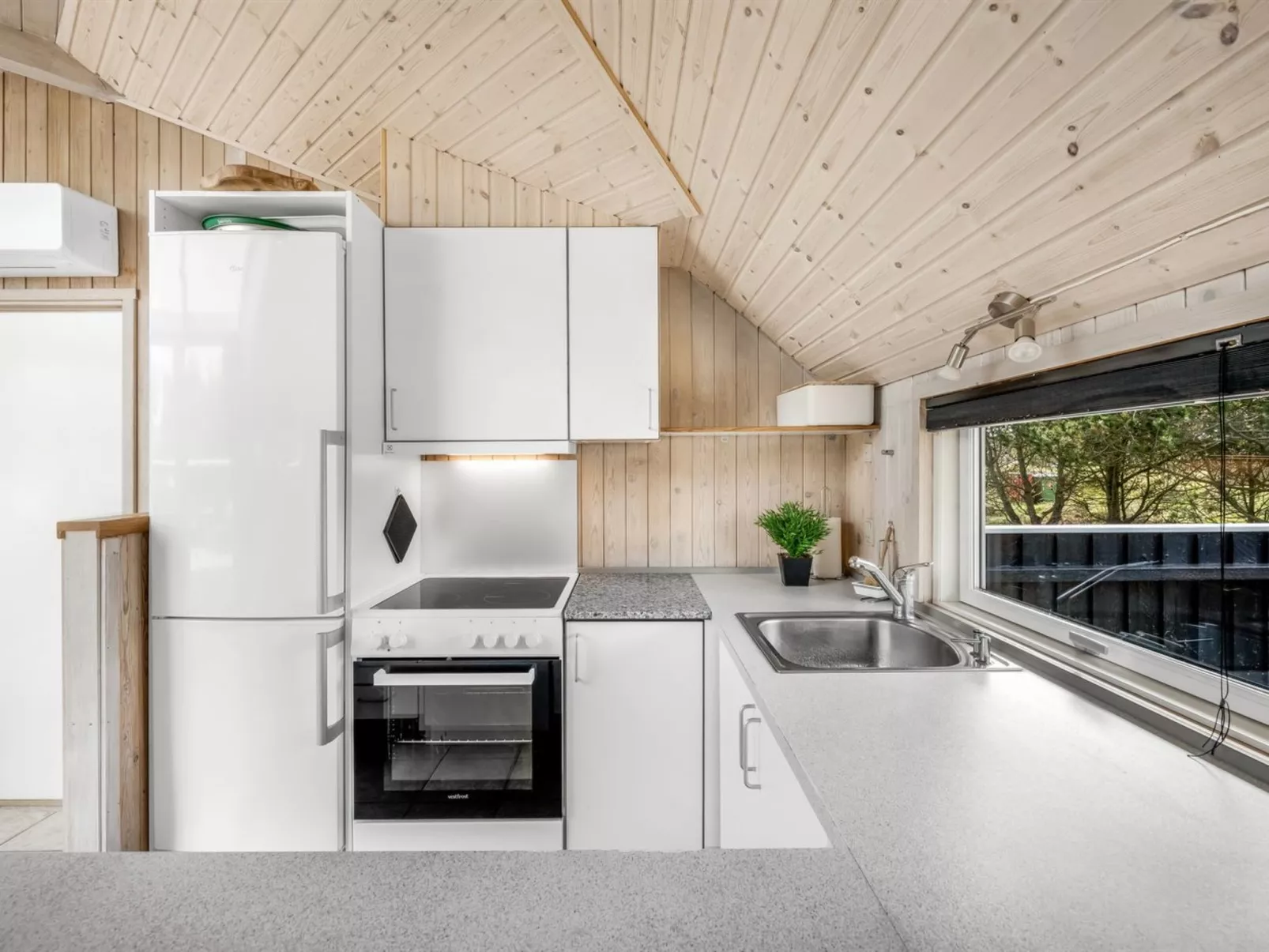 "Hothbrod" - 1.2km from the sea-Binnen