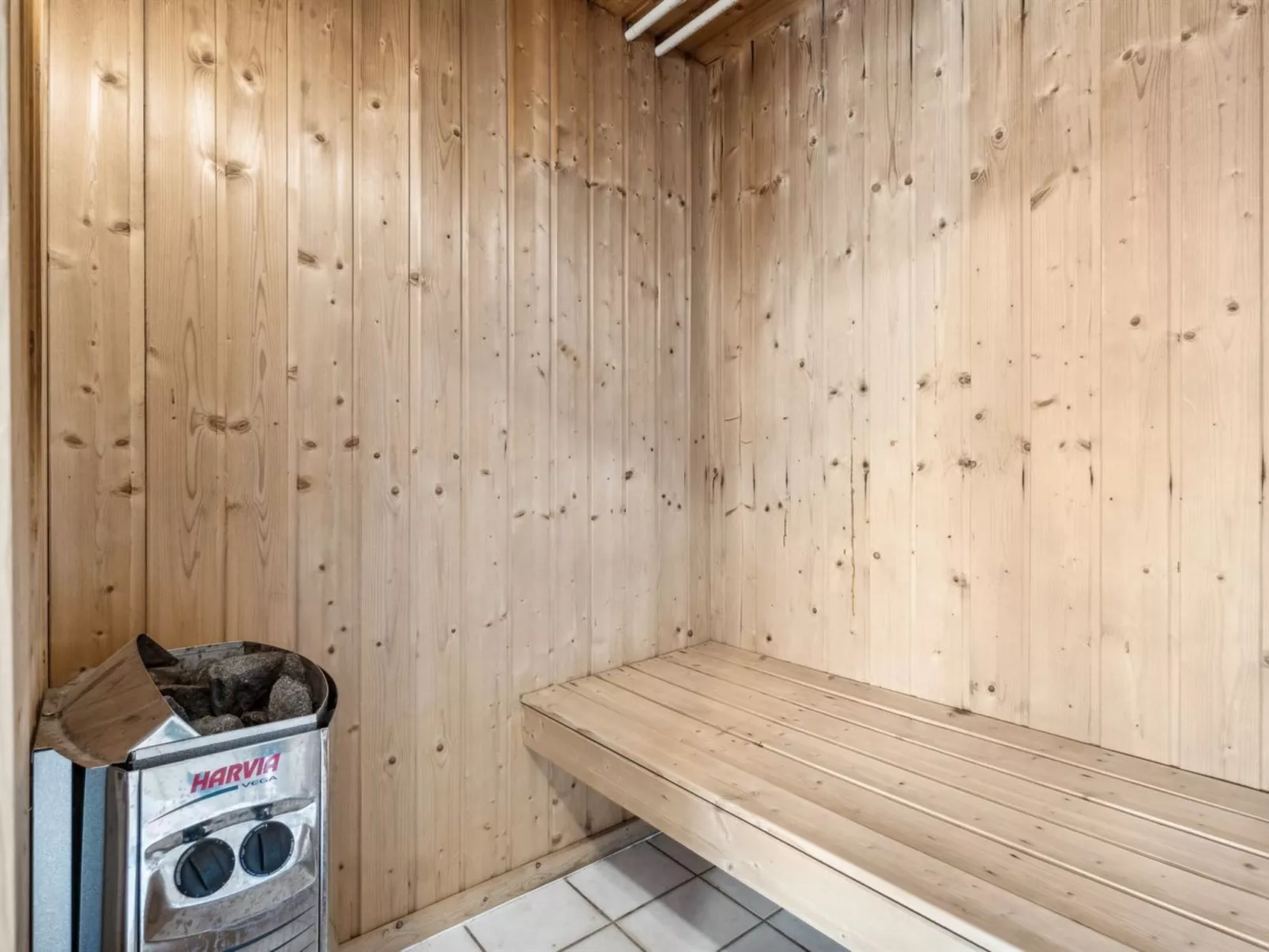 "Zoya" - 900m from the sea-Binnen