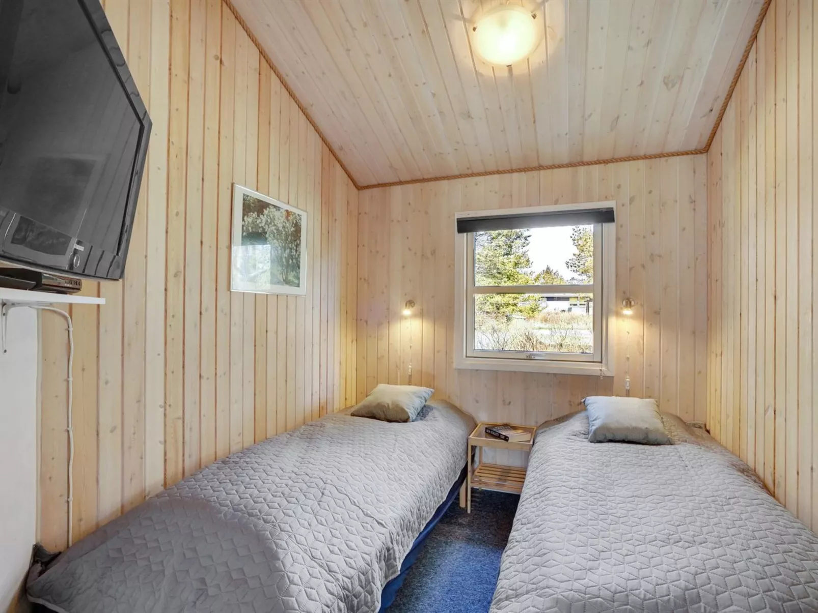 "Sighbiorn" - 950m from the sea-Binnen