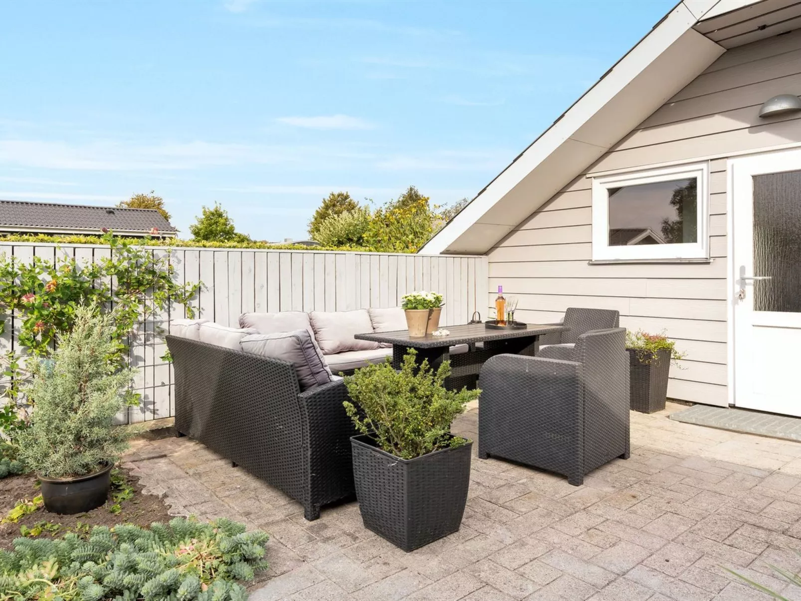 "Josef" - 500m from the sea-Buiten