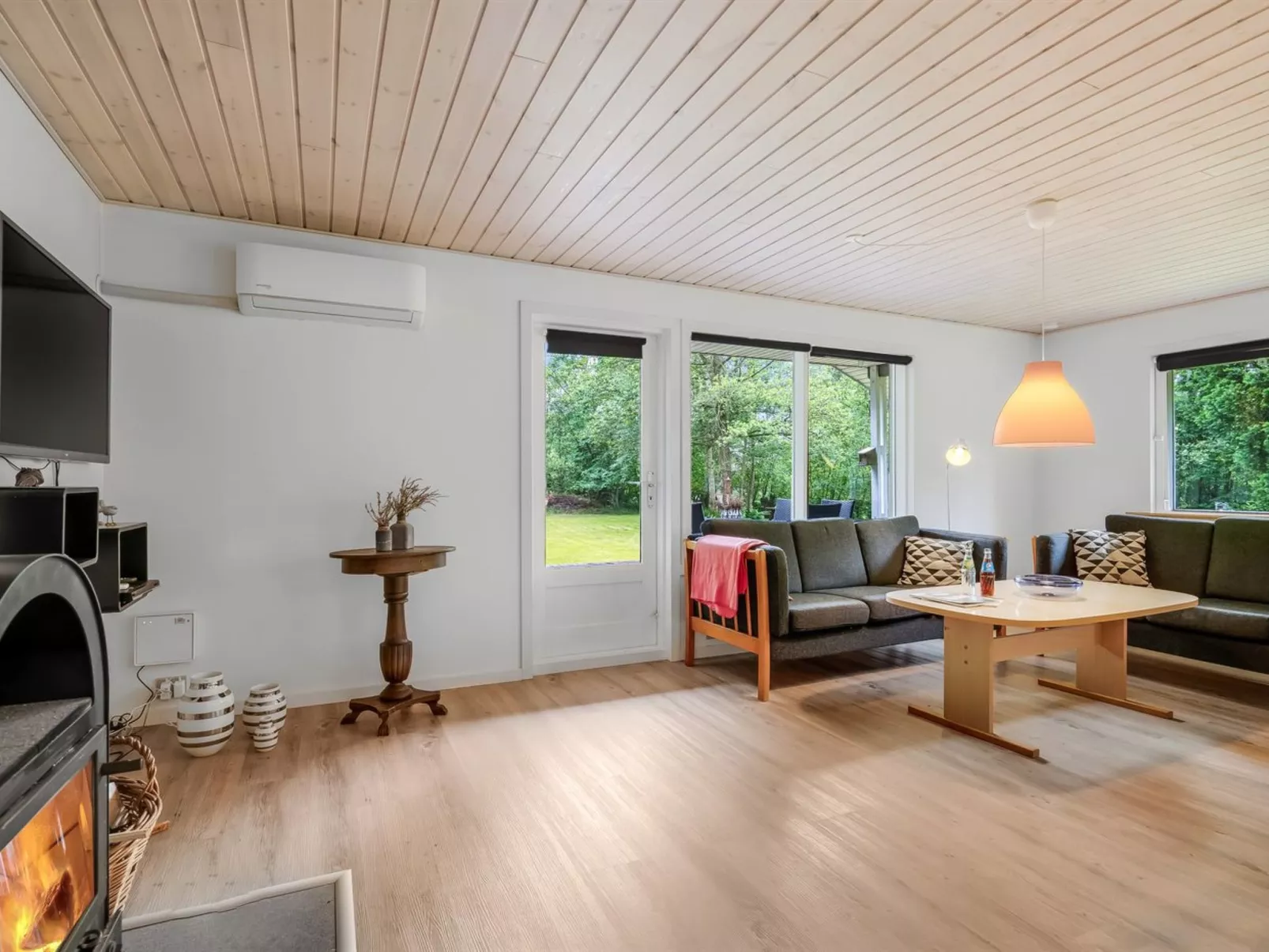 "Zölestine" - 1km from the sea-Binnen