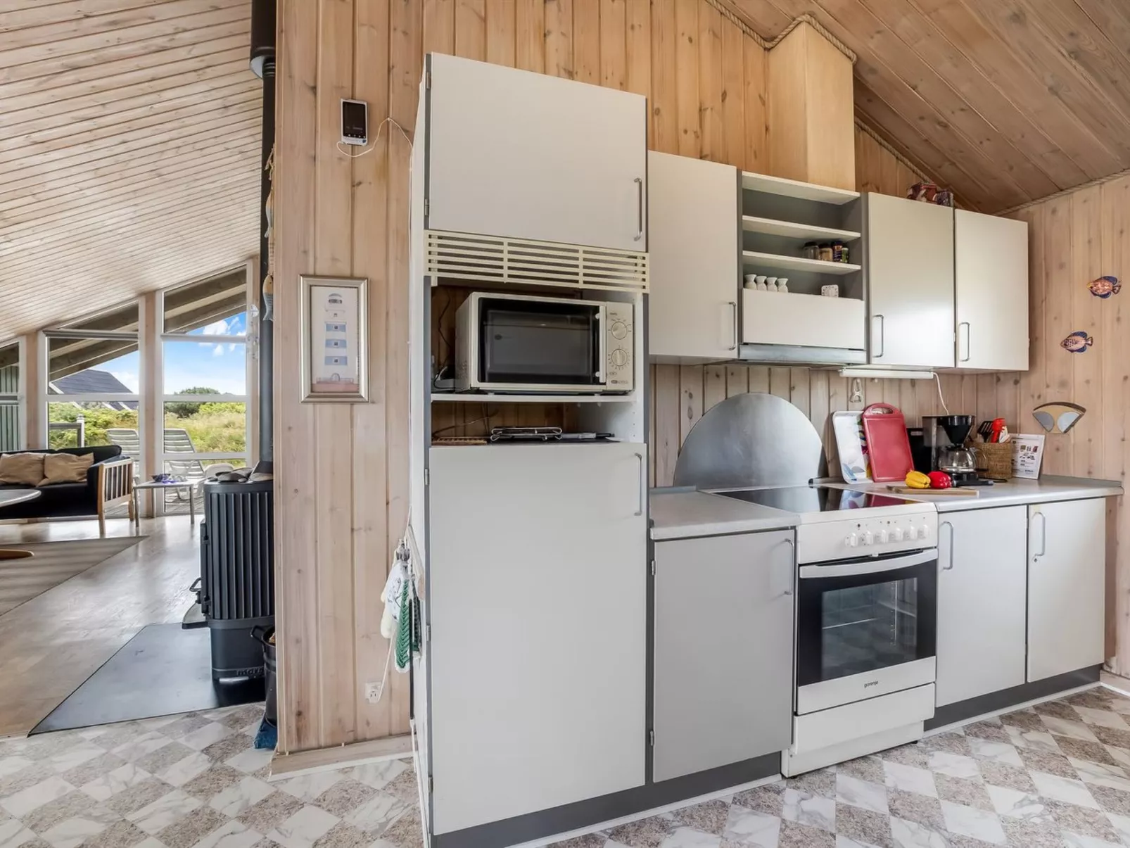 "Gedda" - 700m from the sea-Binnen