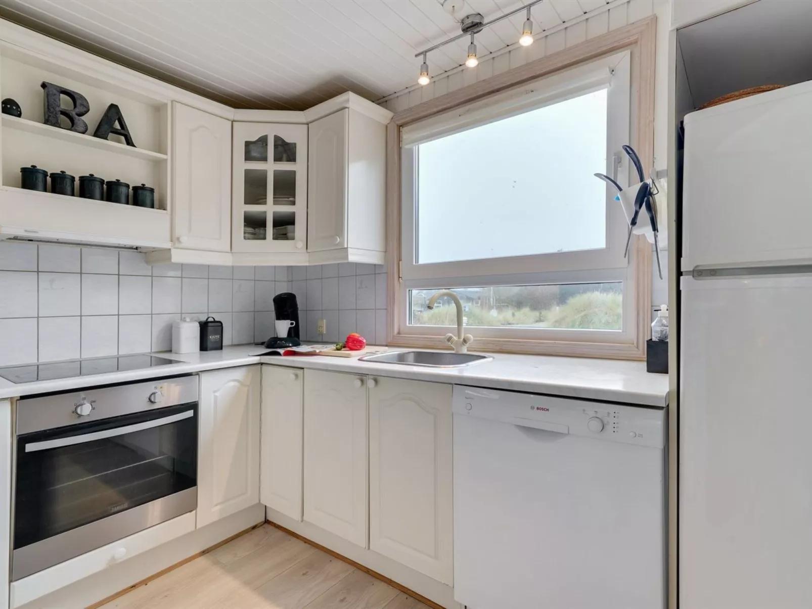 "Ursel" - 800m from the sea-Binnen