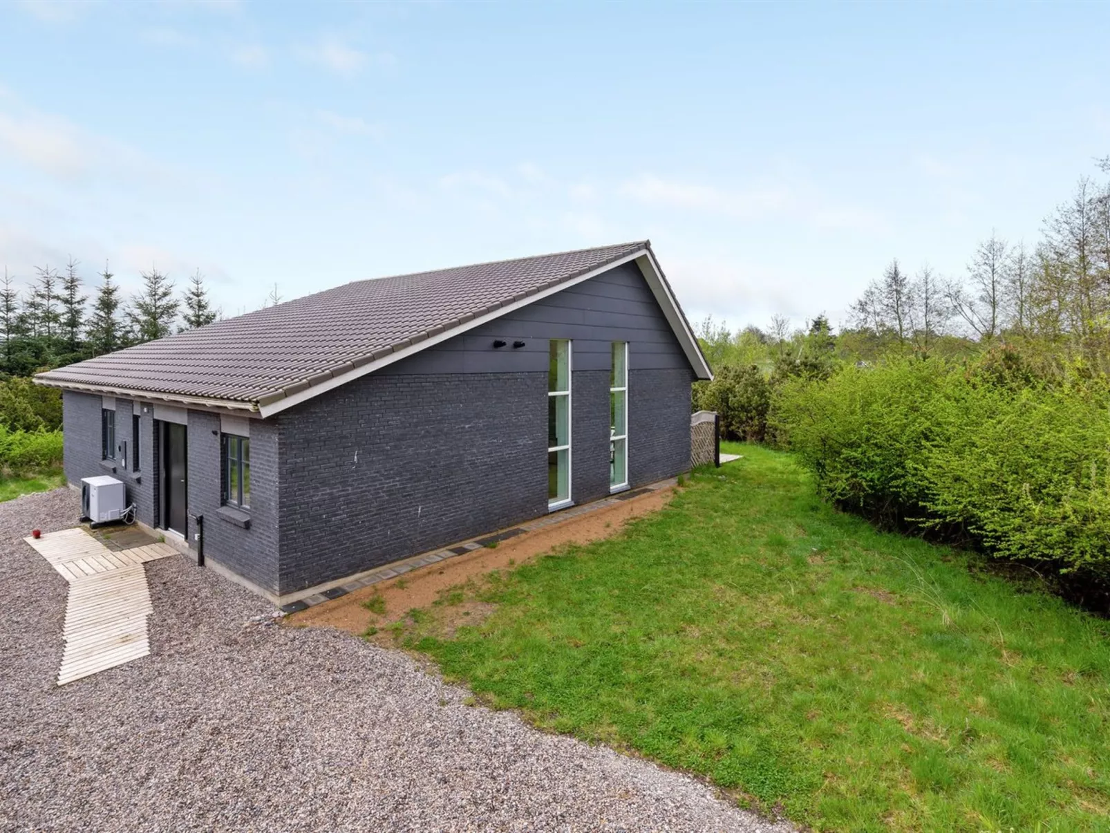 "Henrieta" - 4km from the sea-Buiten