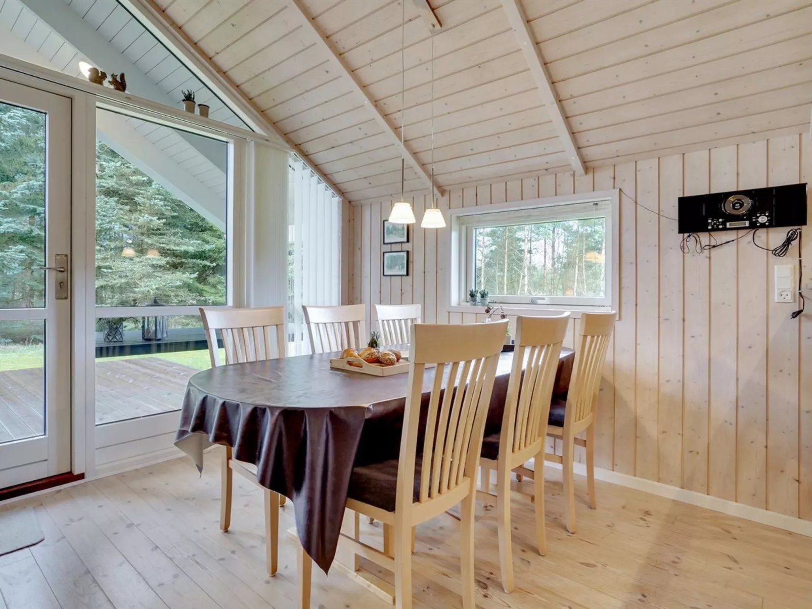 "Lisel" - 25km from the sea-Binnen