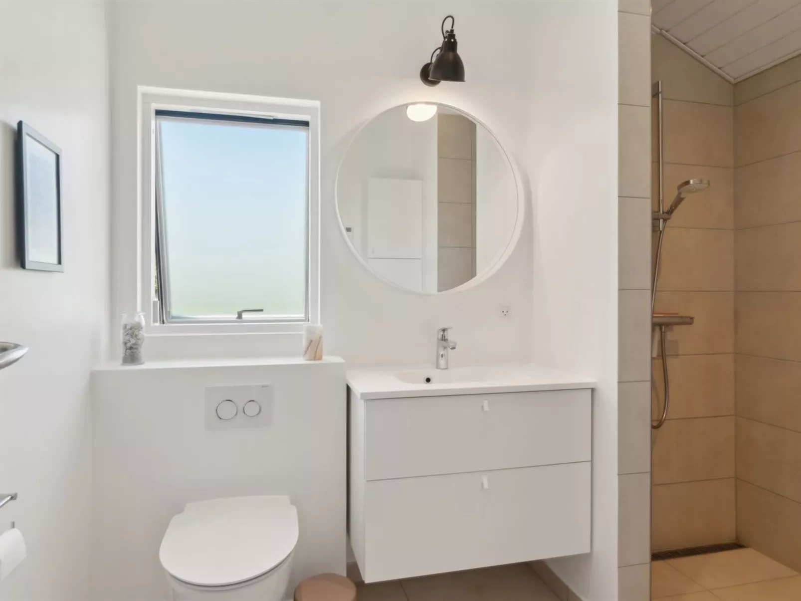 "Gregor" - 300m from the sea-Binnen