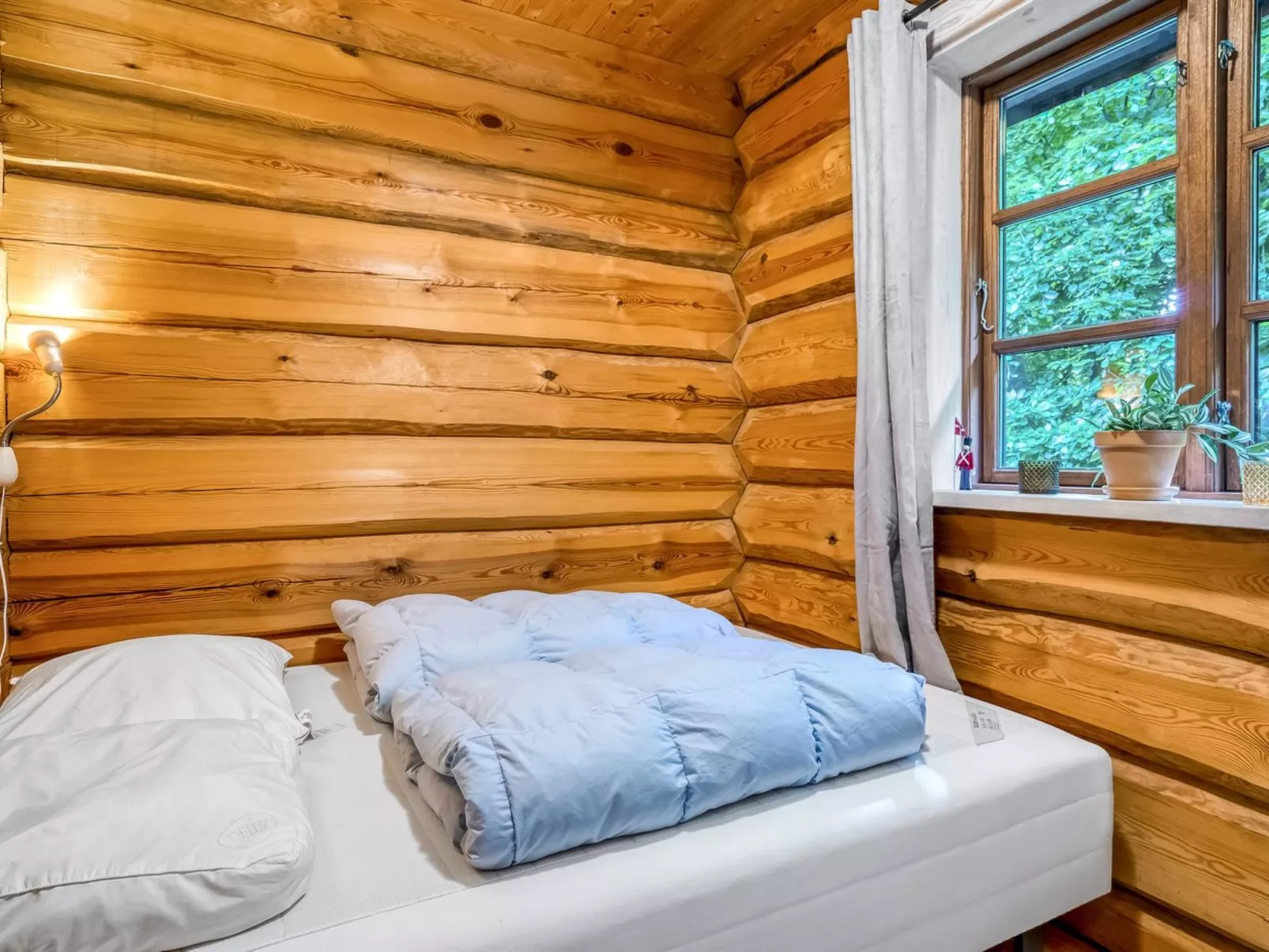 "Stamen" - 200m from the sea-Binnen