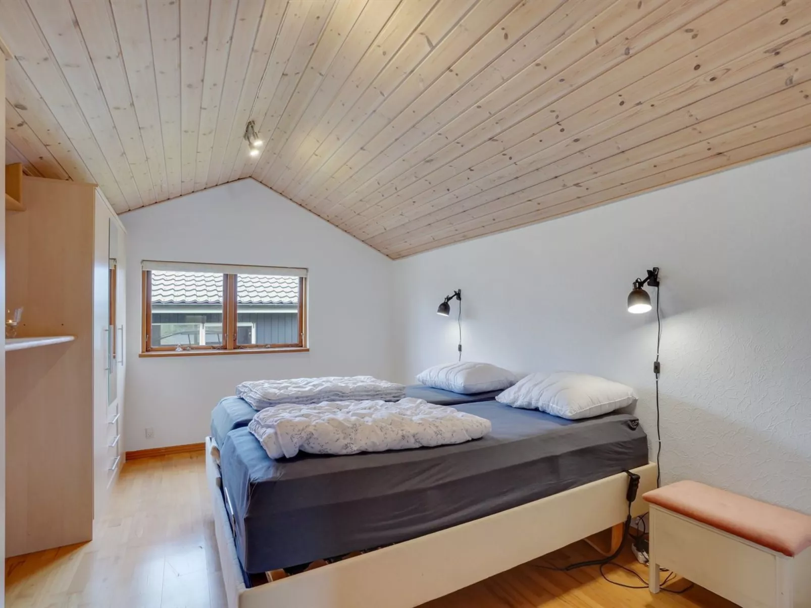 "Rafn" - 550m from the sea-Binnen