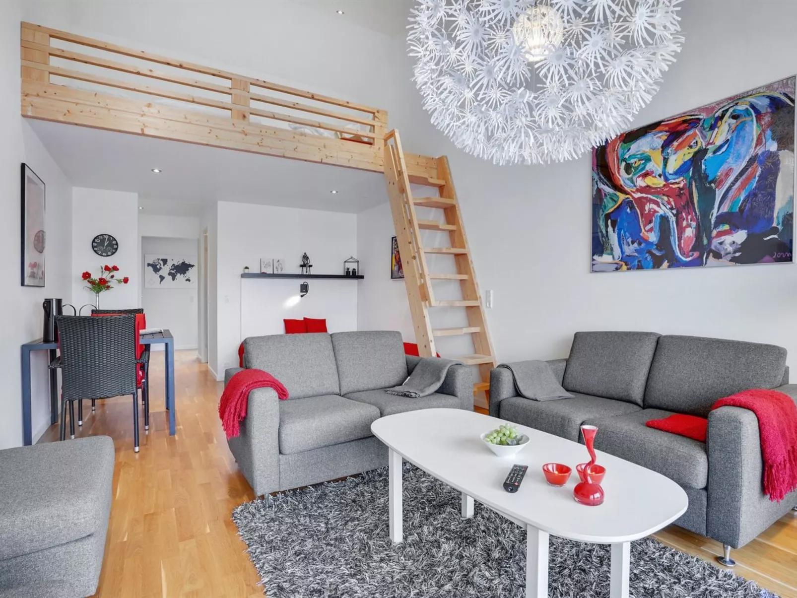 "Elvin" - 20m from the sea-Binnen