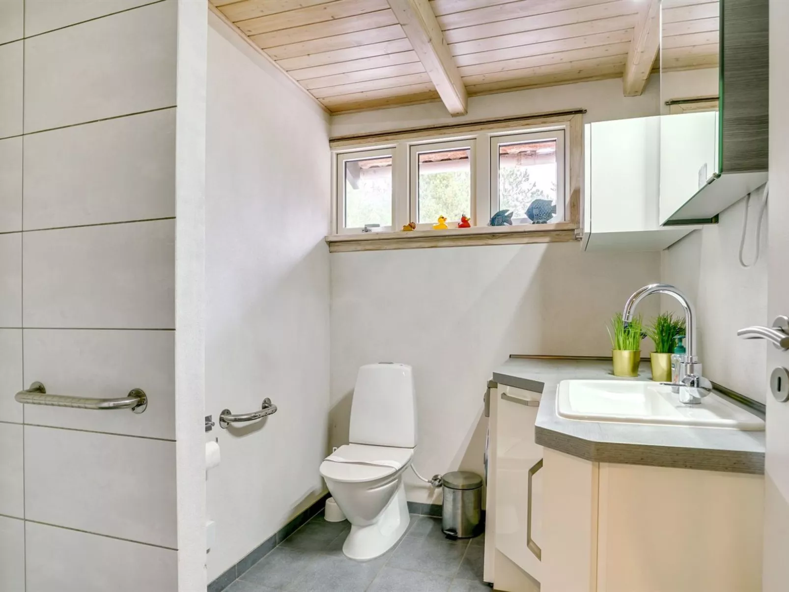 "Nandolf" - 3.5km from the sea-Binnen