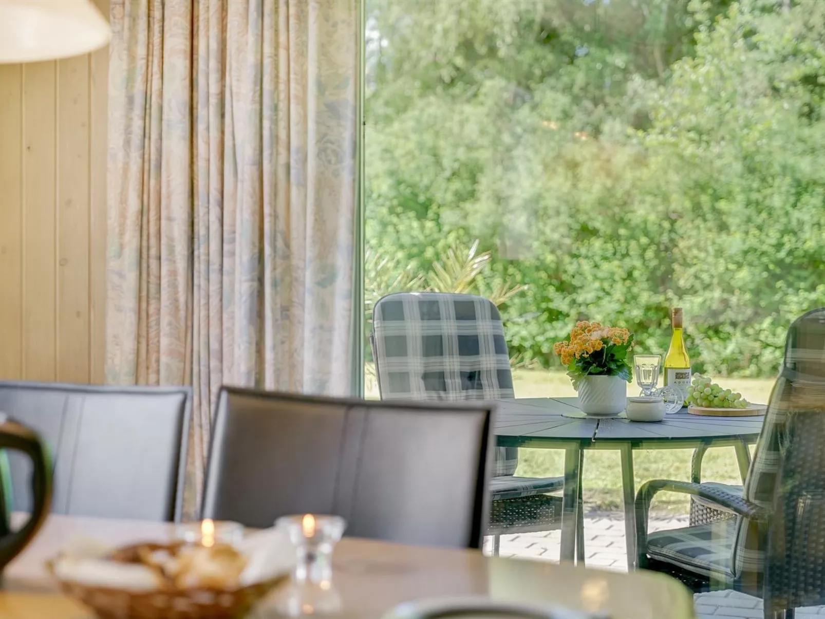 "Suni" - 400m from the sea-Binnen