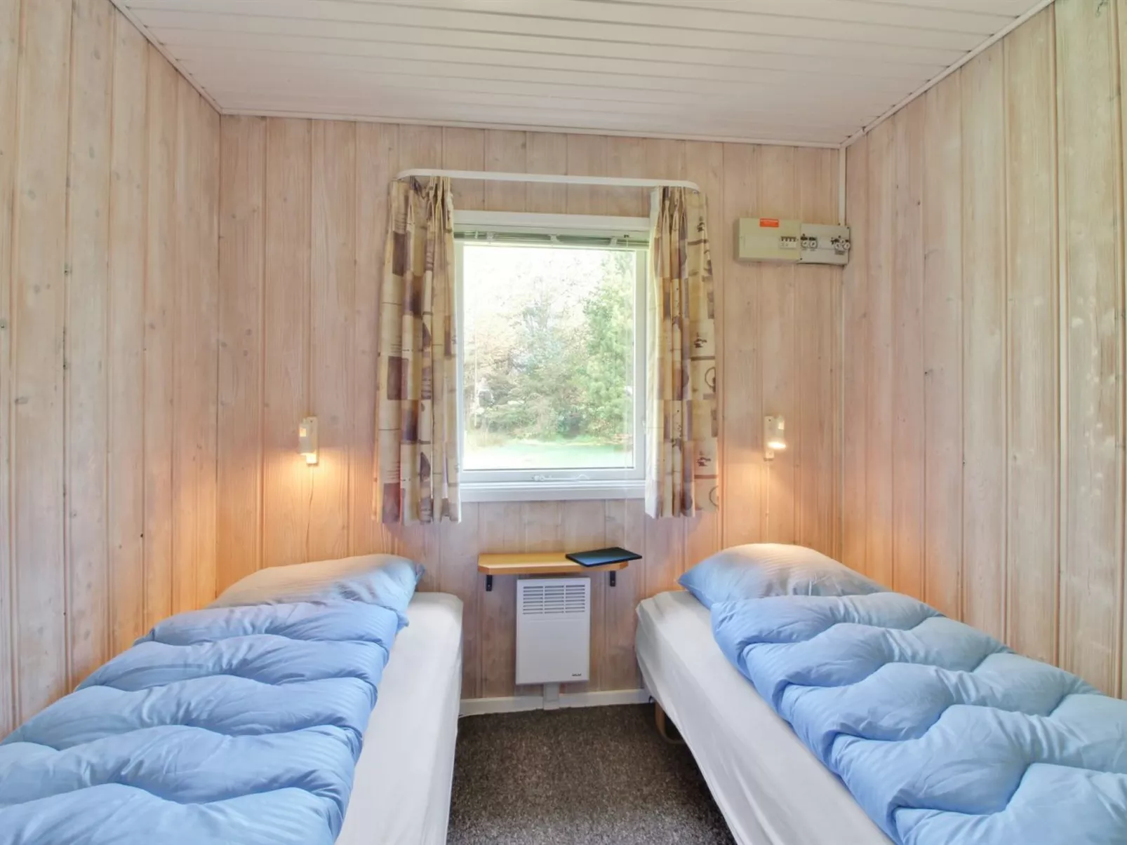 "Zenitha" - 300m from the sea-Binnen