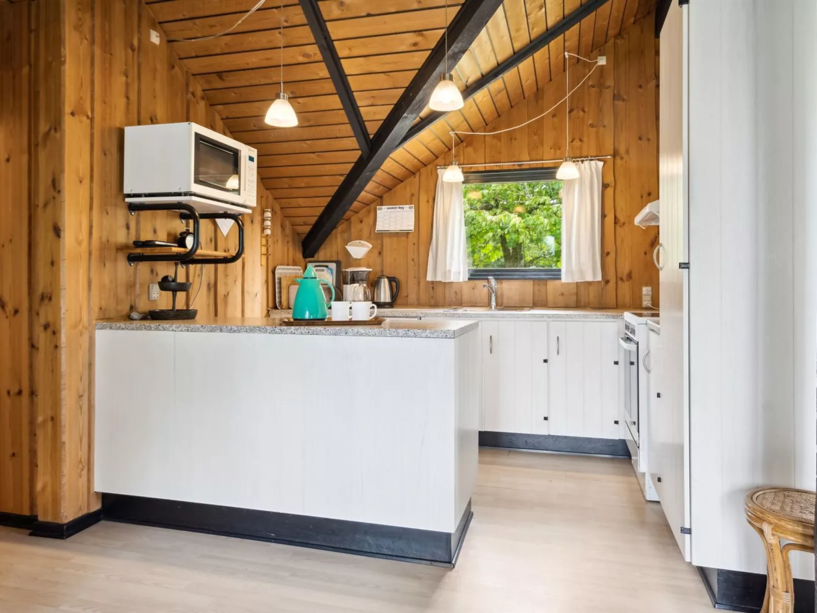 "Elisej" - 100m from the sea-Binnen