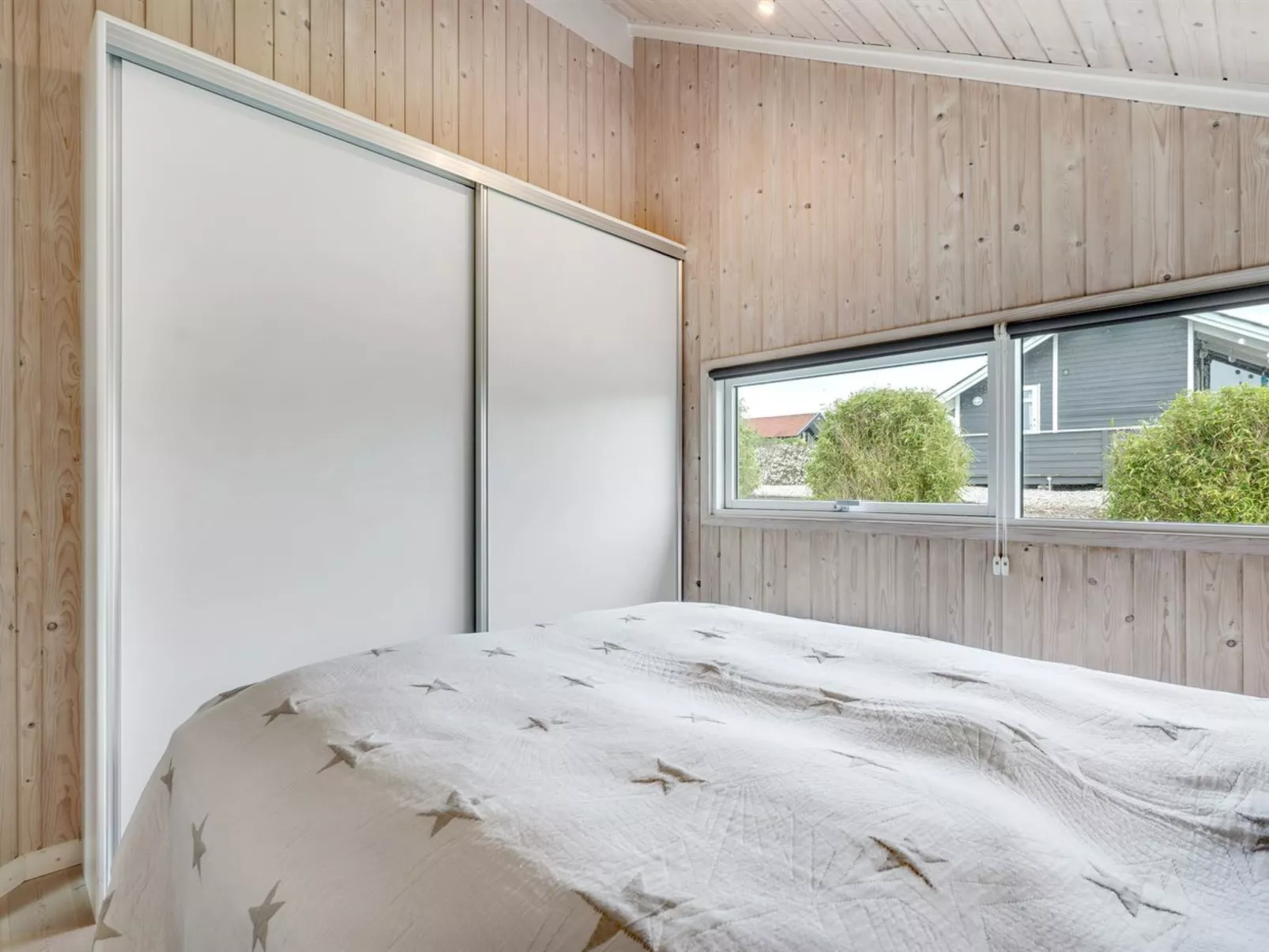 "Annvy" - 200m from the sea-Binnen