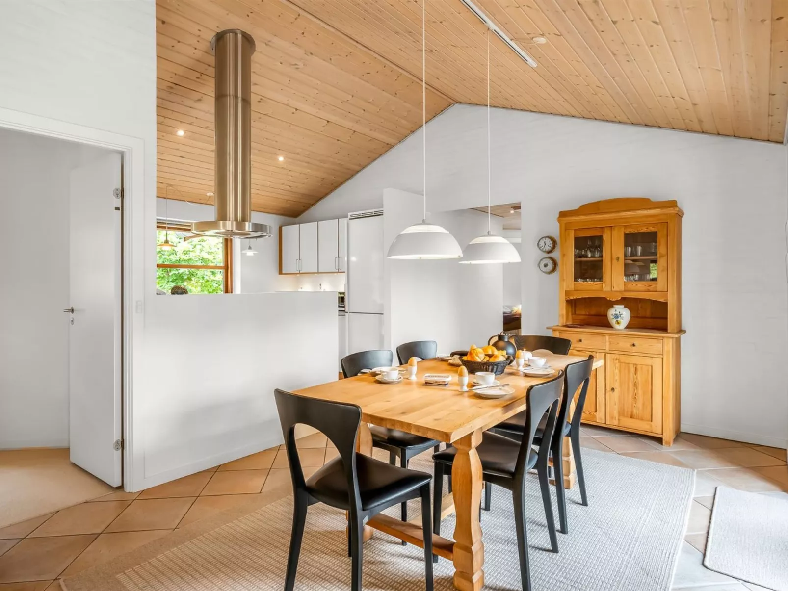 "Thormar" - 1.5km from the sea-Binnen