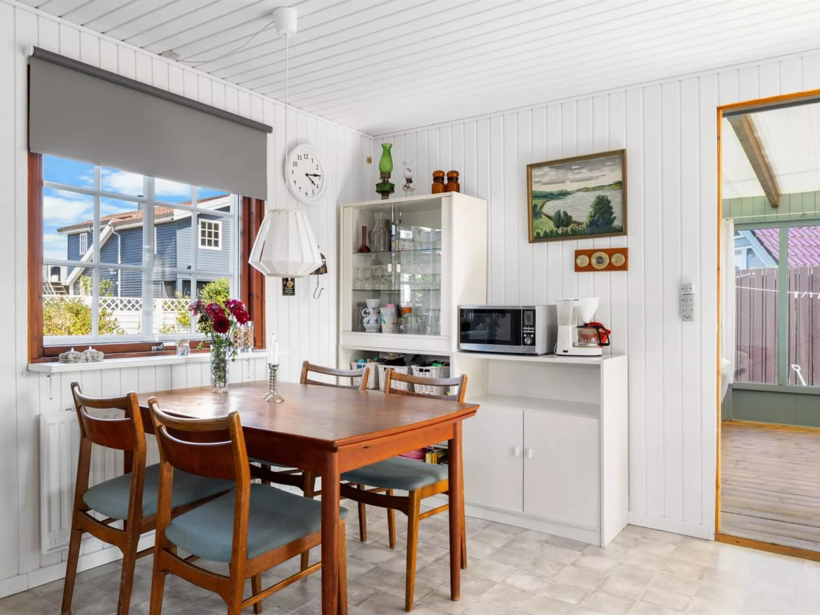 "Neea" - 40m from the sea-Binnen