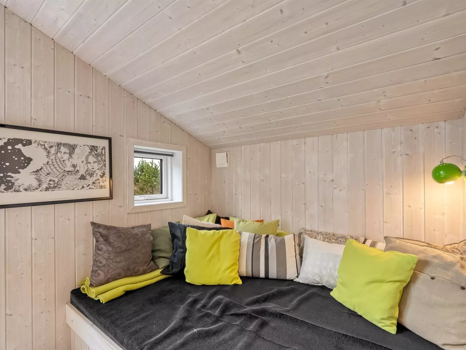 "Helen" - 500m to the fjord-Binnen