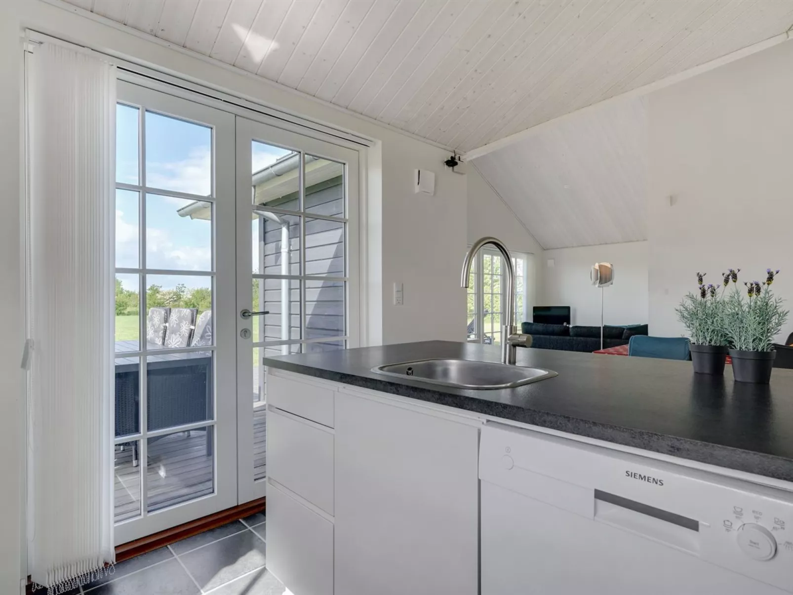 "Hathulf" - 700m from the sea-Binnen