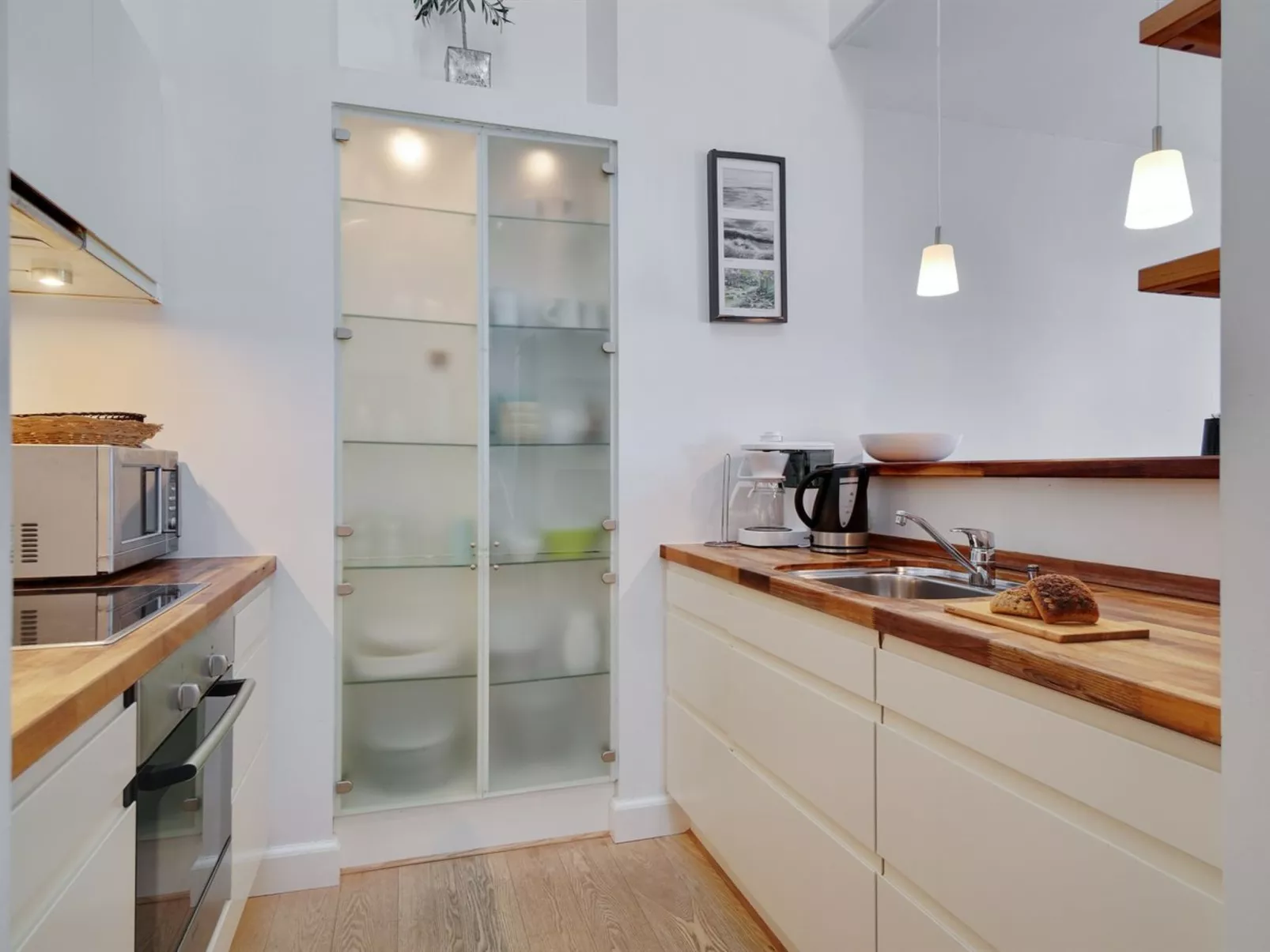 "Anniek" - 1km to the fjord-Binnen