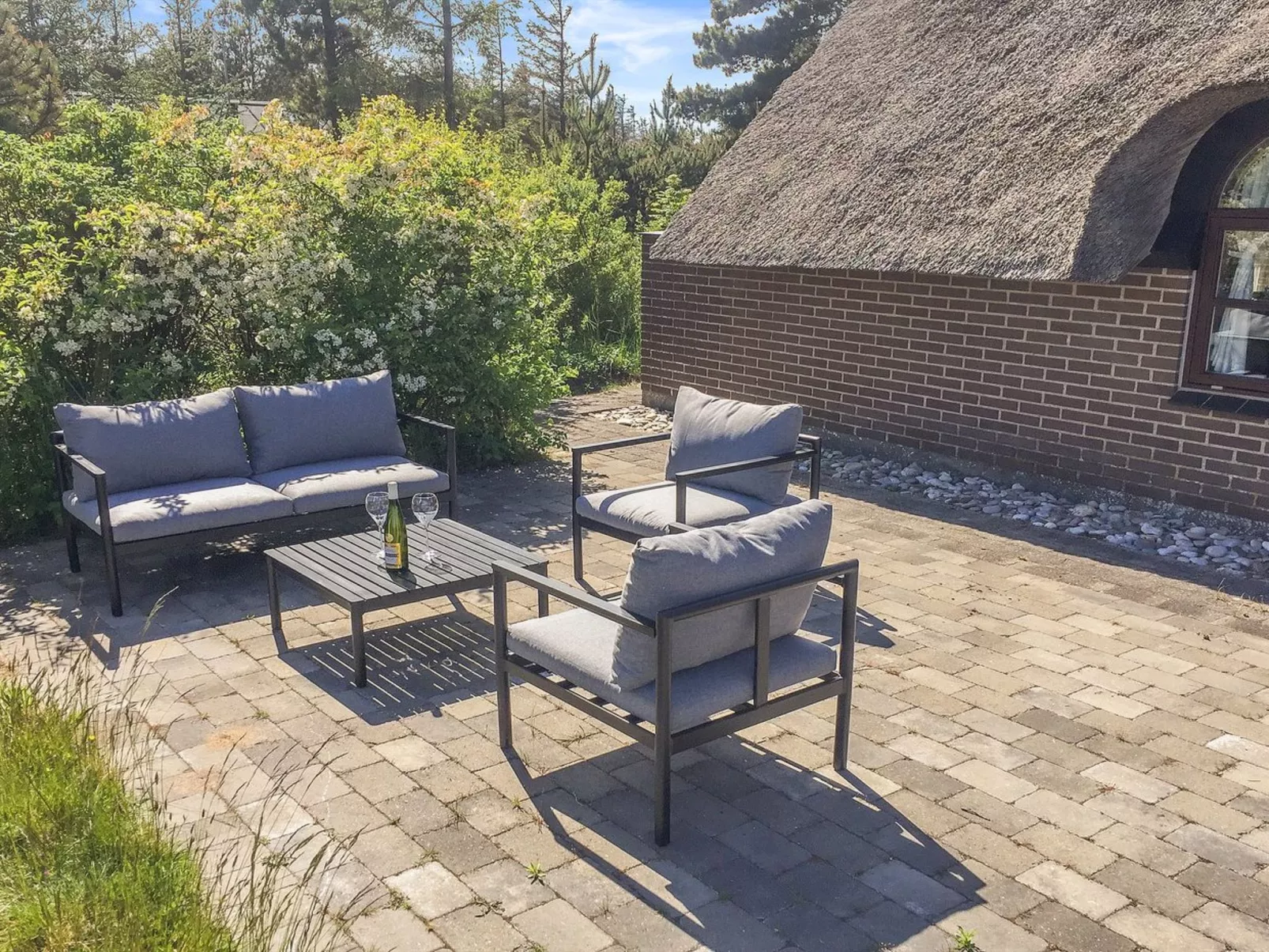 "Ilva" - 300m to the fjord-Buiten