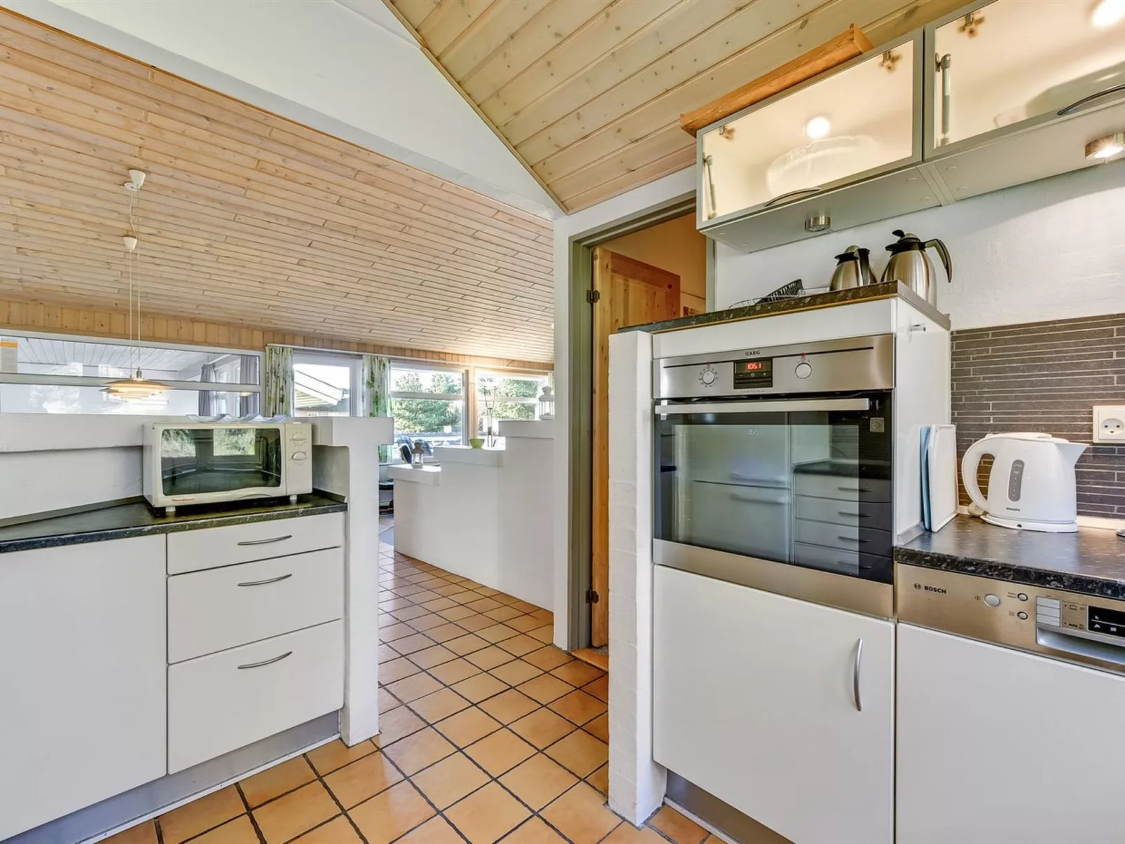 "Tali" - 700m from the sea-Binnen