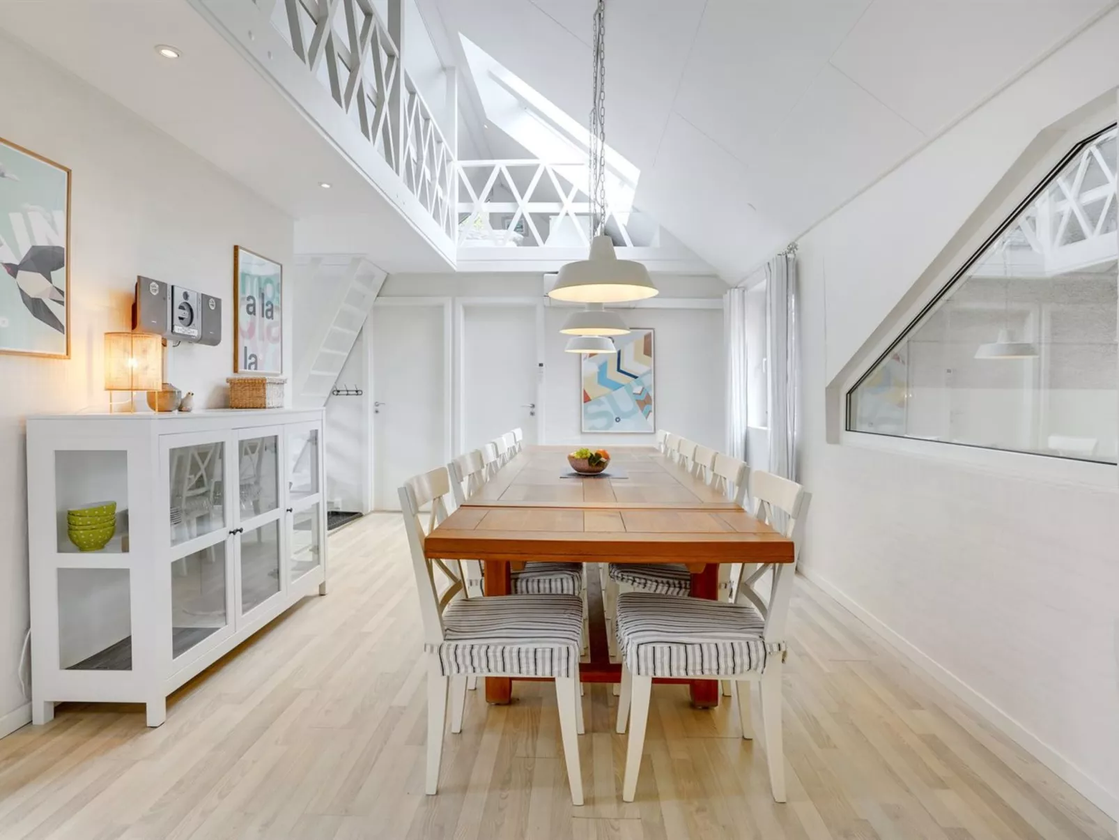 "Marjukka" - 10m from the sea-Binnen