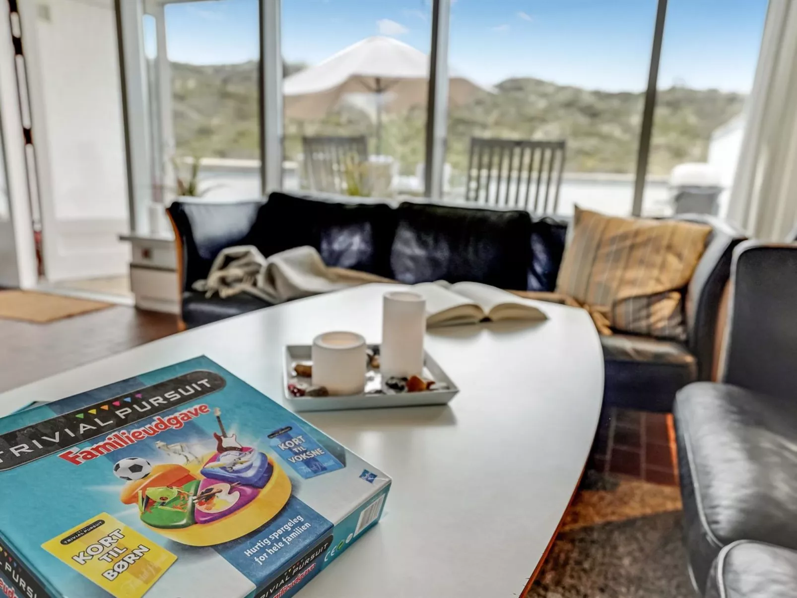 "Emiljan" - 400m from the sea-Binnen