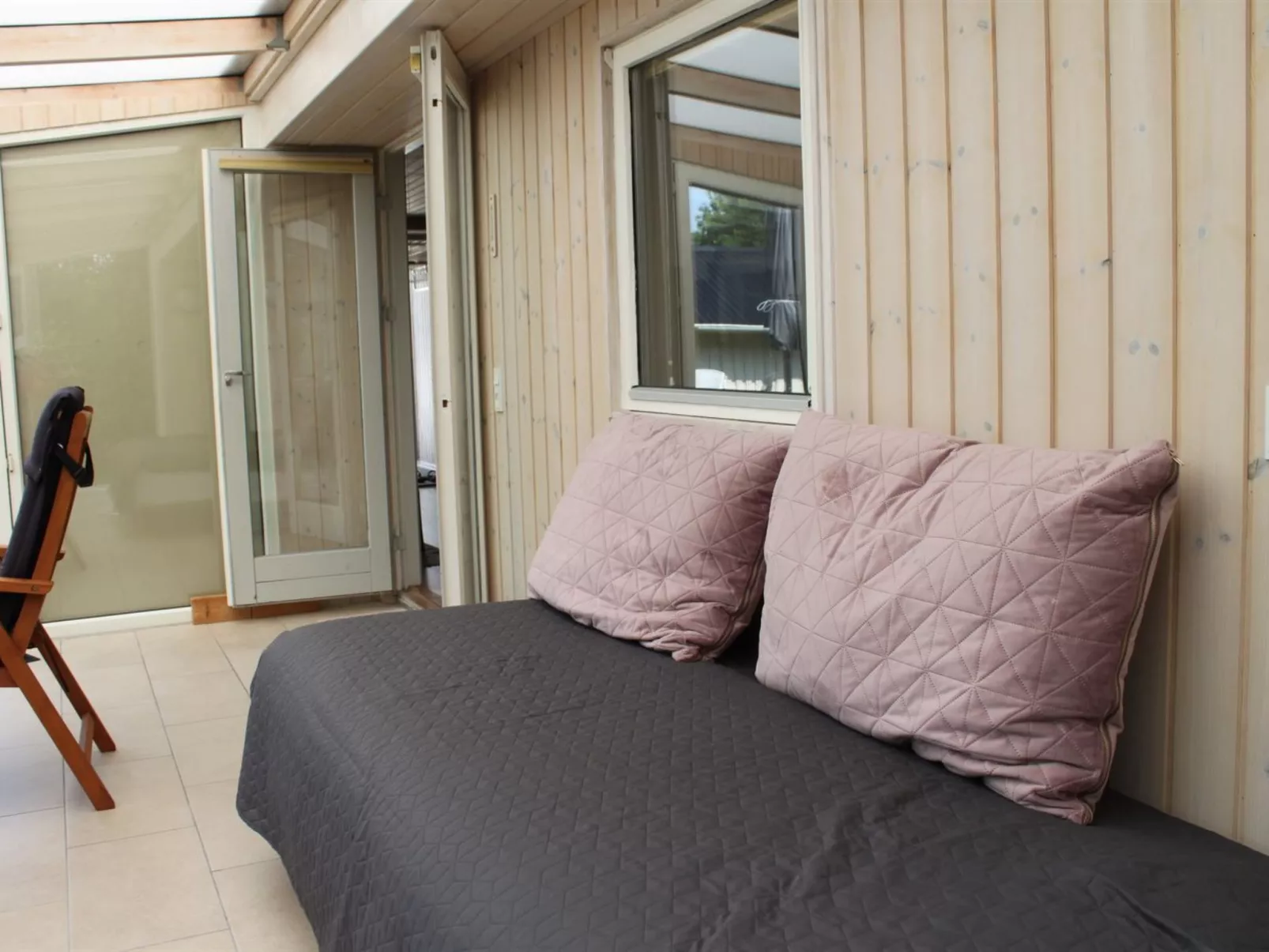 "Pyry" - 400m to the fjord-Binnen