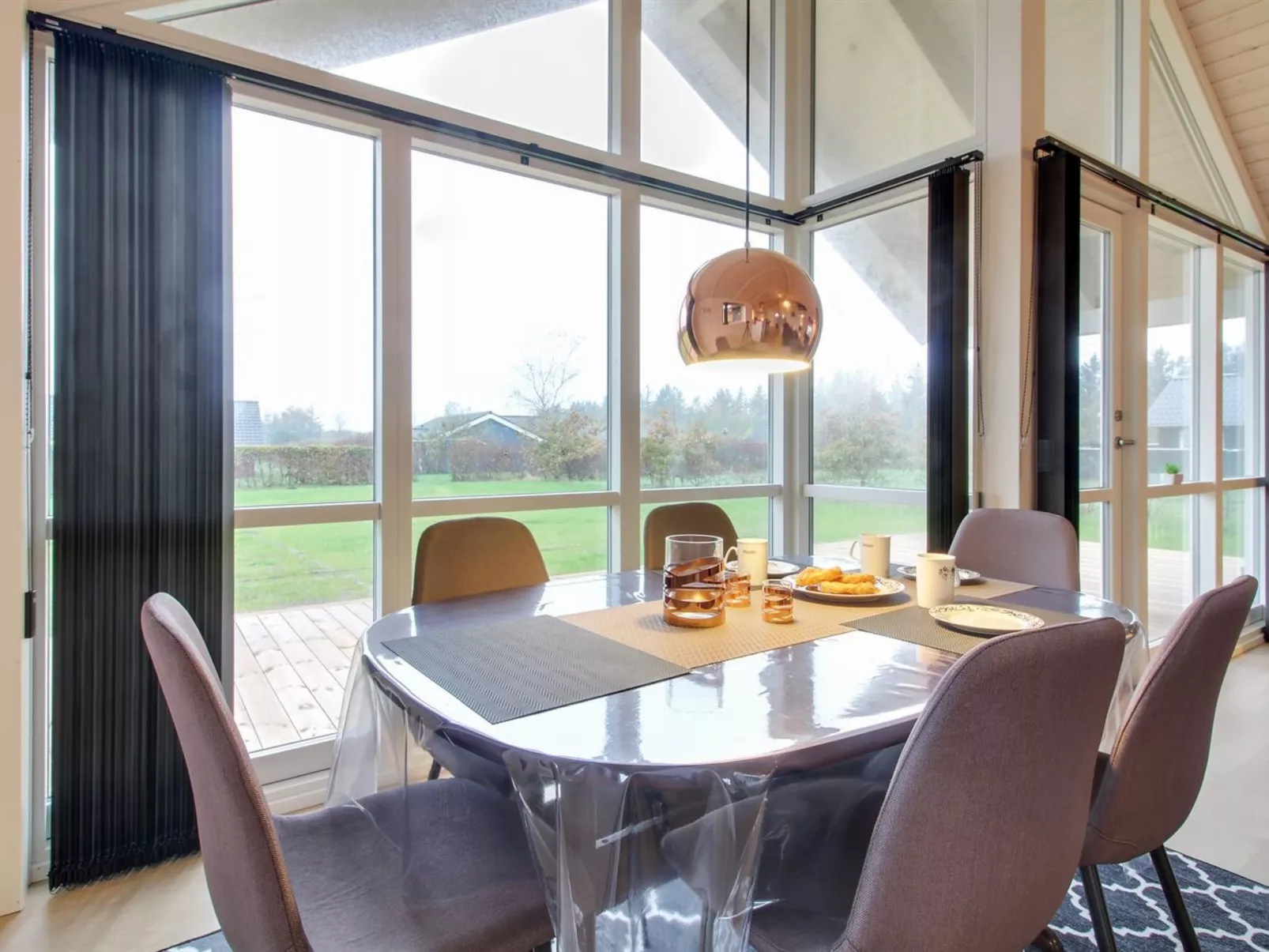 "Gertrude" - 1.1km to the fjord-Binnen