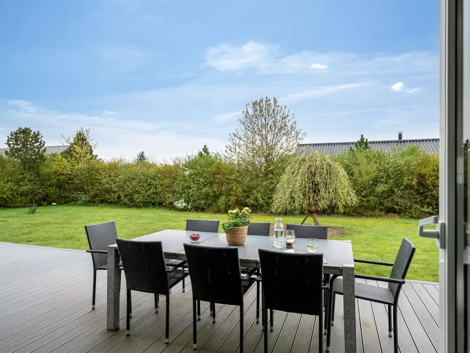 "Ingbritt" - 700m to the fjord-Buiten