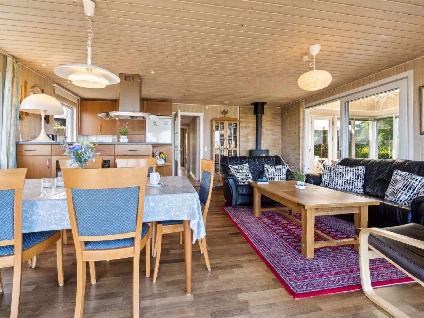 "Eleana" - 300m to the fjord-Binnen