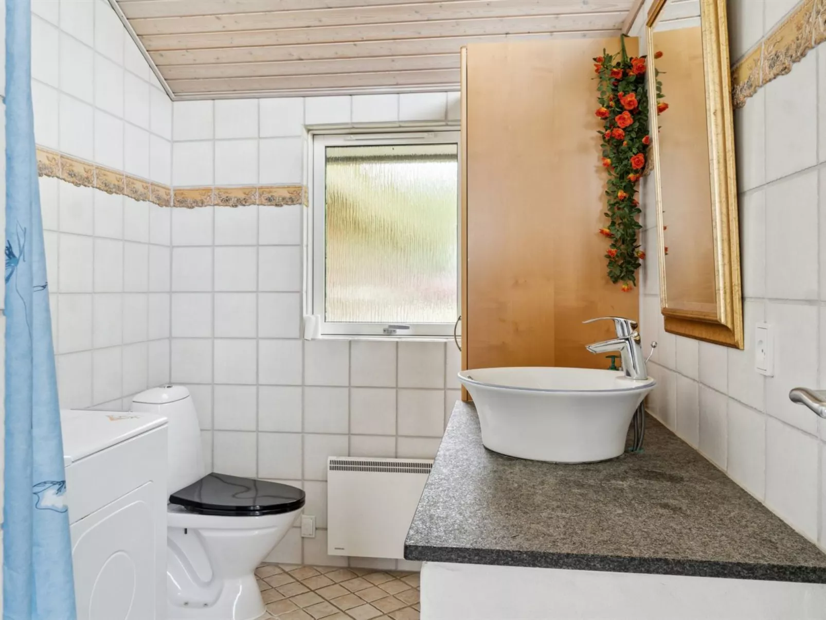 "Brunman" - 10m to the fjord-Binnen