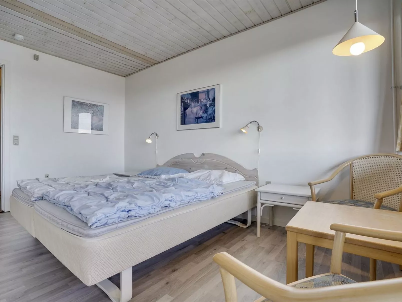 "Stilla" - 35km from the sea-Binnen